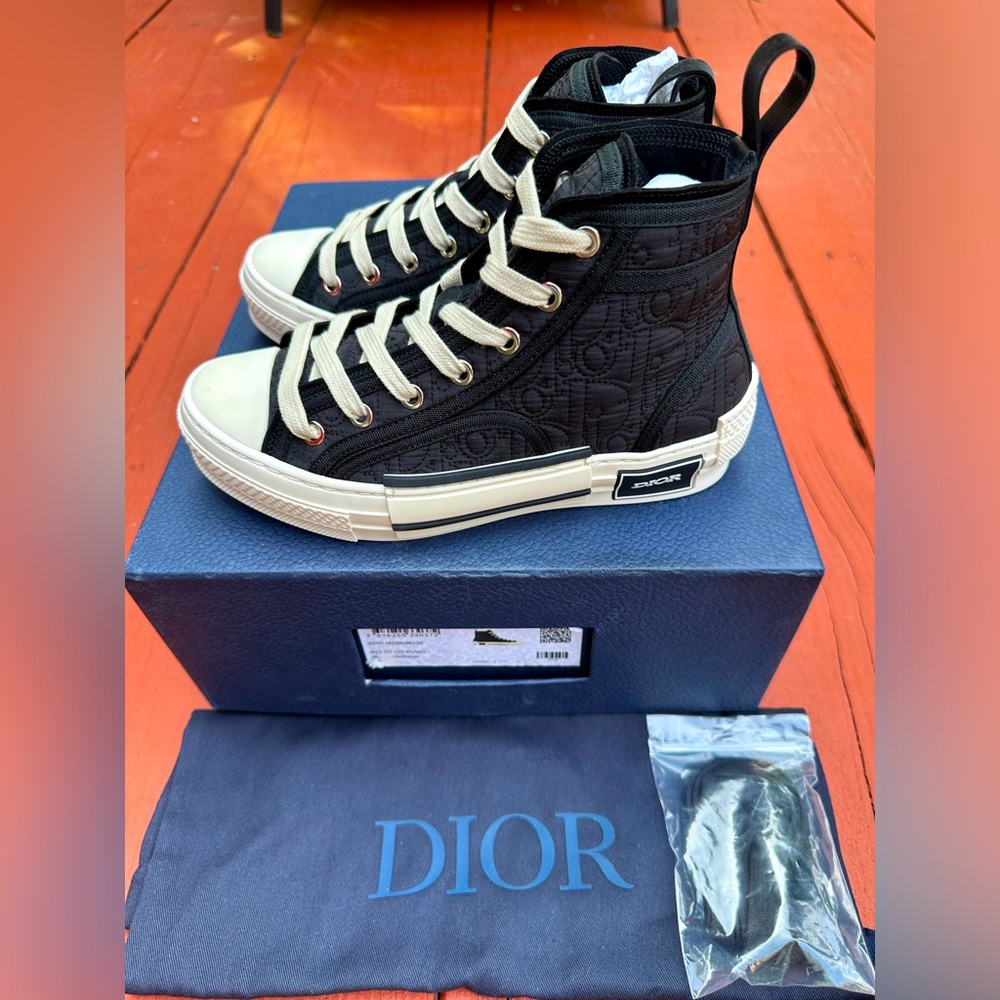 Dior Oblique Kumo High Top Sneakers, Sz 35